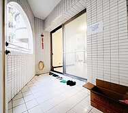 馬德里大廈｜大三房平車｜陽台進出｜大昌/正忠商圈