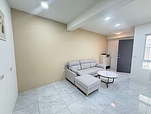 民族國小兩房雙衛一樓美寓~可停車