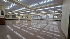 【雄中正對面黃金門面｜百億車站首排 辦公首選】