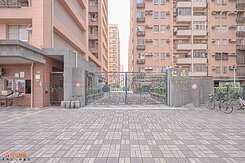 合群新城仁區 | 超值四房平車 