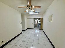 潭子勝利商圈｜低總價兩房｜電梯機能美廈