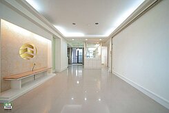 巨蛋商圈美學館採光優質三房平車