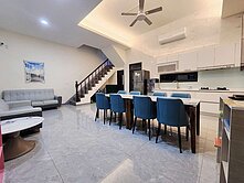 2年輕屋齡🌭附贈傢俱家電🌭門前車庫