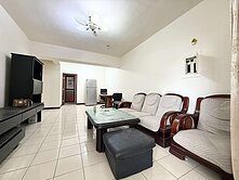 楠梓國小正對面陽台進出大四房