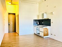 奇岩站 雲端4樓+平面車位~專任約