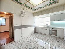 【急售】北屯松竹/潭子交界頭家商圈4房+車位華廈