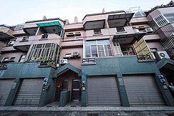 🏆歸仁鬧區三井OUTLET孝親透天四樓車墅