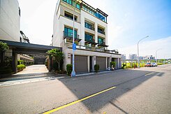 ✨鳳翔國中/稀有釋出名發首富臨路雙車美墅✨