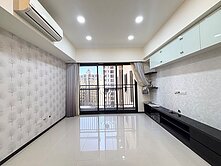 家樂福漂亮3房+車位-8年屋高級住宅(豐邑首席匯