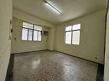 左營｜巨蛋捷運ｘ瑞豐商圈｜大地坪邊間活巷透天