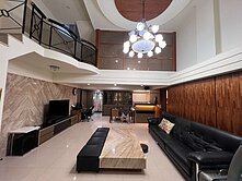 鳥松私有庭園車庫別墅