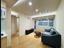 台灣賴打💥光榮國小方正美妝三房