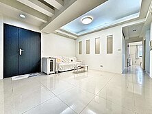 精裝3房丨頭家國小丨近漢神百貨丨14期旁