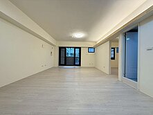 樂福艾瑪❤️益民商圈崇光國小旁室內整理三房車位