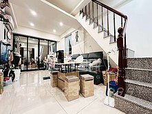 安和商圈-住商兩用邊間停雙車透天厝