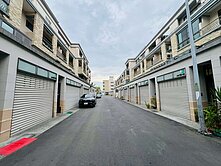 近南科新市大社國小雙車墅