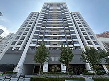  三民區近建工商圈生活機能佳 三房明亮通風+車位