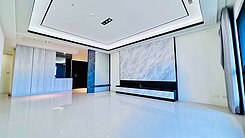 文心秀泰文南仰真高樓裝潢四房雙主臥雙平車