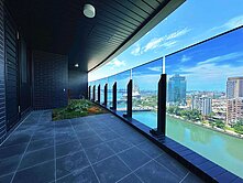 高雄港灣首排景觀三房美宅＋平面車位(首排最便宜)