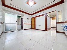 建工商圈陽台進出四房公寓二樓