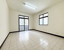 【樸和】頂溪仁愛公園🍀大活巷邊間通風採光極品三房