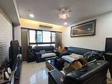 信竤阿勇 美樹館四改三房雙車位