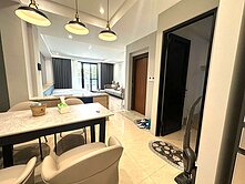 這間好美🏆水湳經貿臨路電梯大店墅🏆~立馬看屋