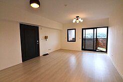 💥中科世貿艾菲爾東海遼闊視野車位三房💥