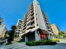 ♛紘盛逸居-標準三房-前後陽台-平面車位♛