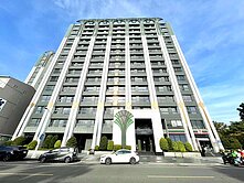 文藻綠園道/醫生起家厝/本樓層僅一戶/三房平車