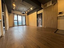 聖俯1樂⭐️無敵工業風3改2雙平車大露臺景觀戶