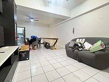 左營翠峰國宅大面寬店住