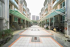 🍎高雄大學│ 正4樓│車庫透天│屋況佳🍎