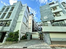 北區梅川西路旁大面寬電梯別墅