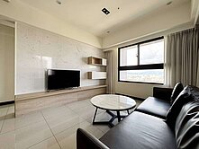 專任西屯臻愛次頂樓精裝三房平車｜低於實登 三房最低