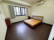 龍井區【藝術商圈核心】7大房邊間透天・自住收租