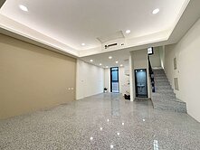 王爺壟電梯美墅