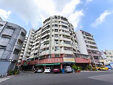 陽明商圈/本安生態公園第一排/大空間美三房+雙平車