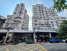 大里近國光路寶雅旁全新裝潢3房+機上車位