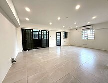 一手屋主#新埔市中心電梯華廈3房+車位