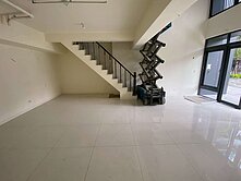 左營高鐵開遠諾金【全新完工】面寬店面+車位