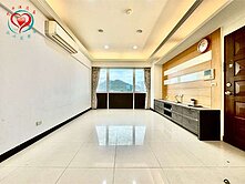 尖山路鬧區‼️安家凱薩美三房+平車💫同心圓泓毅