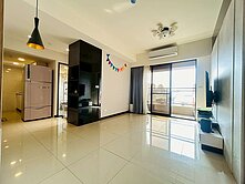 東區輕屋齡💖學學一中💖2房休旅大車位邊間戶‼️