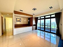 烏日富旺天藍~陽光溫馨美3房平車