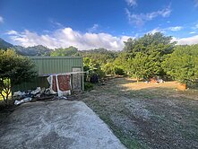 新竹縣關西鎮錦山段八分地露營區旁百果園