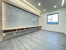 商圈學區公園旁楊梅三房車