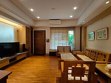 八期豐富公園~秀泰城極美花園別墅雙平車