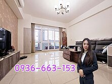 近文山特區|稀有臨路|電梯美雙車別墅