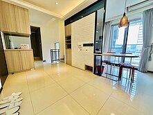 家外有山景海景美景在家像度假幸福~