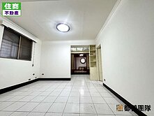 超便宜~~錦和國小方正邊間好出入壹樓